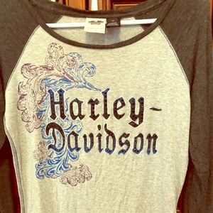 Women’s long sleeve Harley Davidson tee